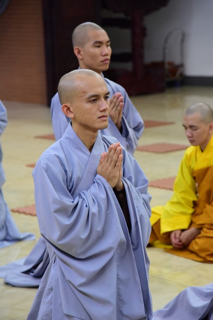 Pratimoksa commandment rite